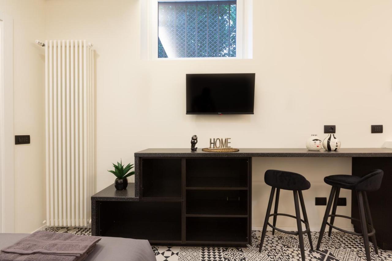 Pab60 -Crescenzago-Luxury Blue House Apartment มิลาน ภายนอก รูปภาพ
